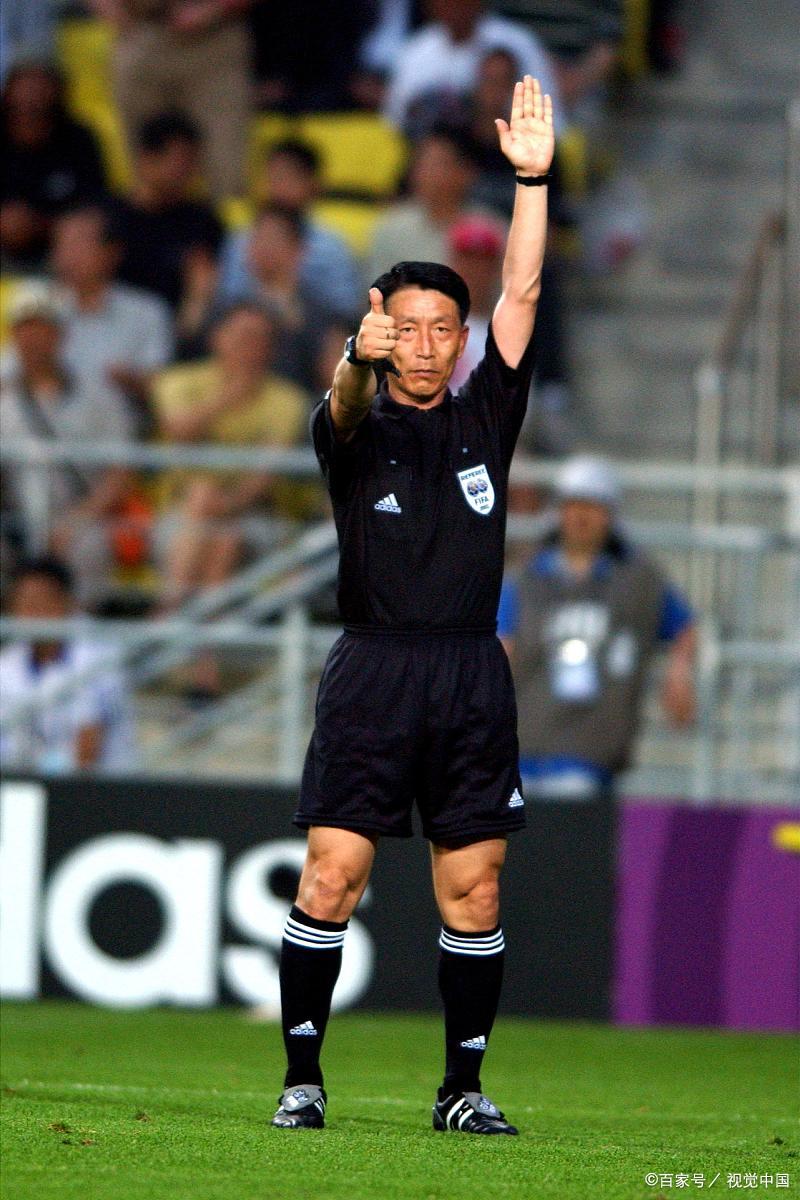 AYX SPORTS-关于费耶诺德训练开放日，赛前刷新队史纪录引欢呼，NBA总决赛在即，年轻球员得到机会的信息