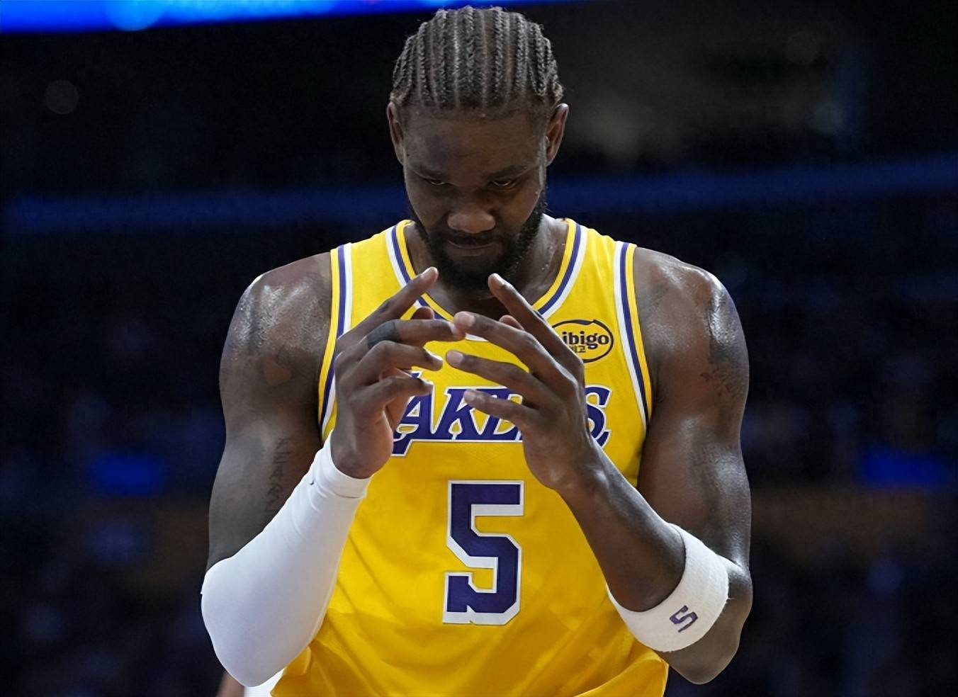 爱游戏官方网站-关于底特律活塞训练开放日，加时末段伤情更新引欢呼，NBA季后赛在即，更衣室氛围转暖的信息