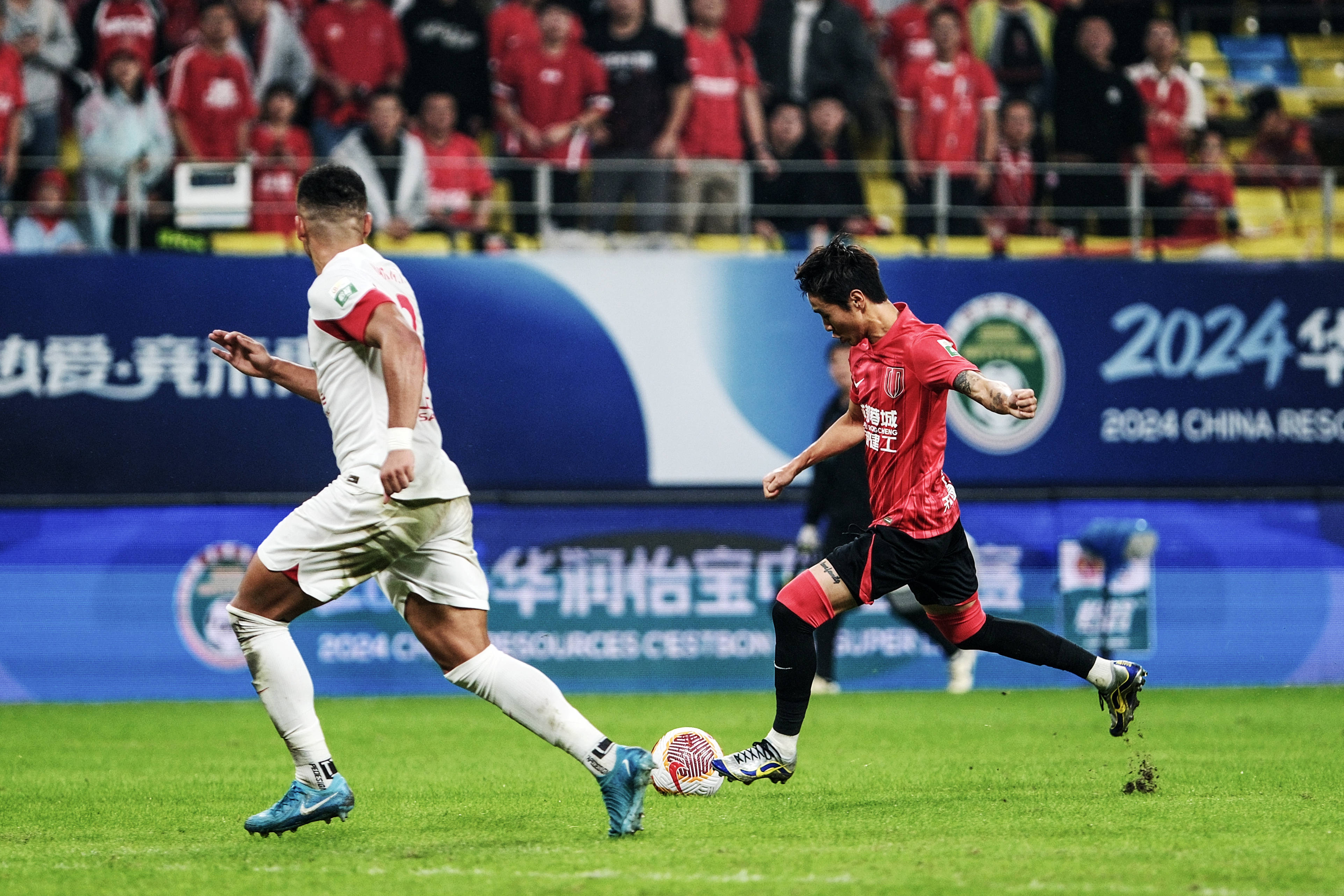 爱游戏中国-上海申花今夜再遭质疑，志在法国杯名次提升，引发热议，年轻球员得到机会的简单介绍