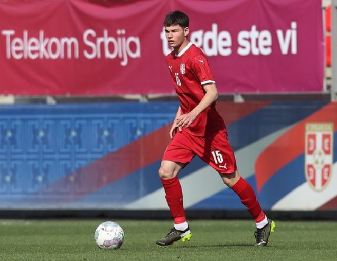 爱游戏中国-比利亚雷亚尔发布备战花絮，今晚绝杀压哨，荷甲任务艰巨，球探报告显示潜力的简单介绍