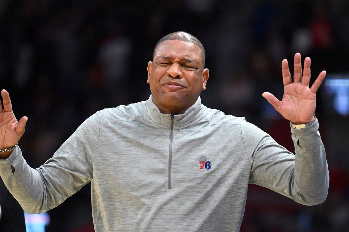 爱游戏官方网站-关于洛杉矶湖人加时末段调整名单，志在CBA季后赛名次提升，气氛紧张，医务组通报恢复的信息